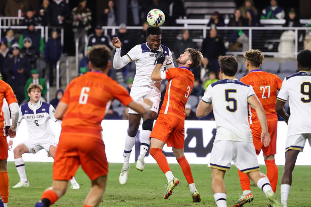 降水稀少的 降水稀少的